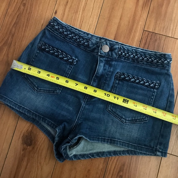 House of Harlow 1960 High Rise Jean Shorts - Picture 6 of 8